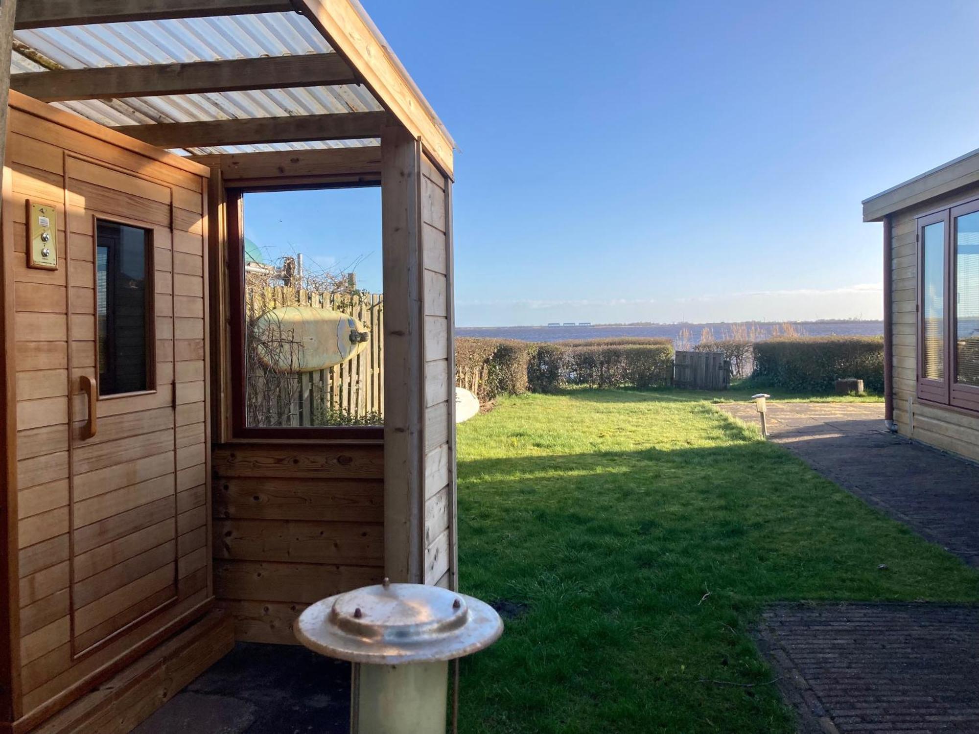 אנג'ום 3 Pers. Holiday Home Sonnenschein With Fenced Garden And Infrared Sauna מראה חיצוני תמונה